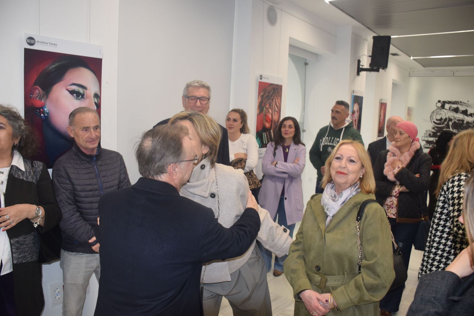 FOTOGALERÍA | La Fundación Premio Convivencia inaugura en Ceuta la muestra “Unik@”