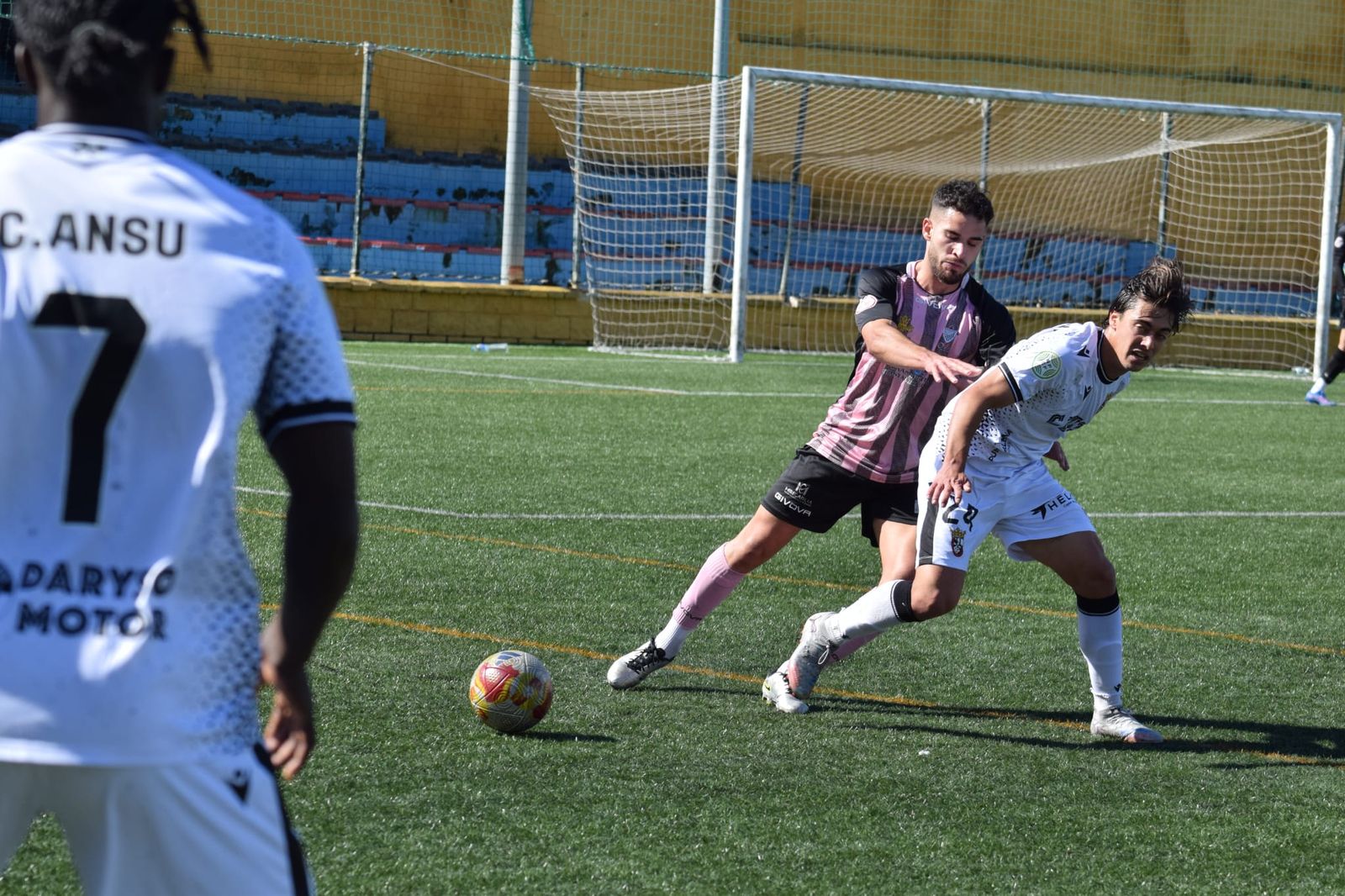 (1-1) Repartod de puntos entre la AD Ceuta B y el Bollullos