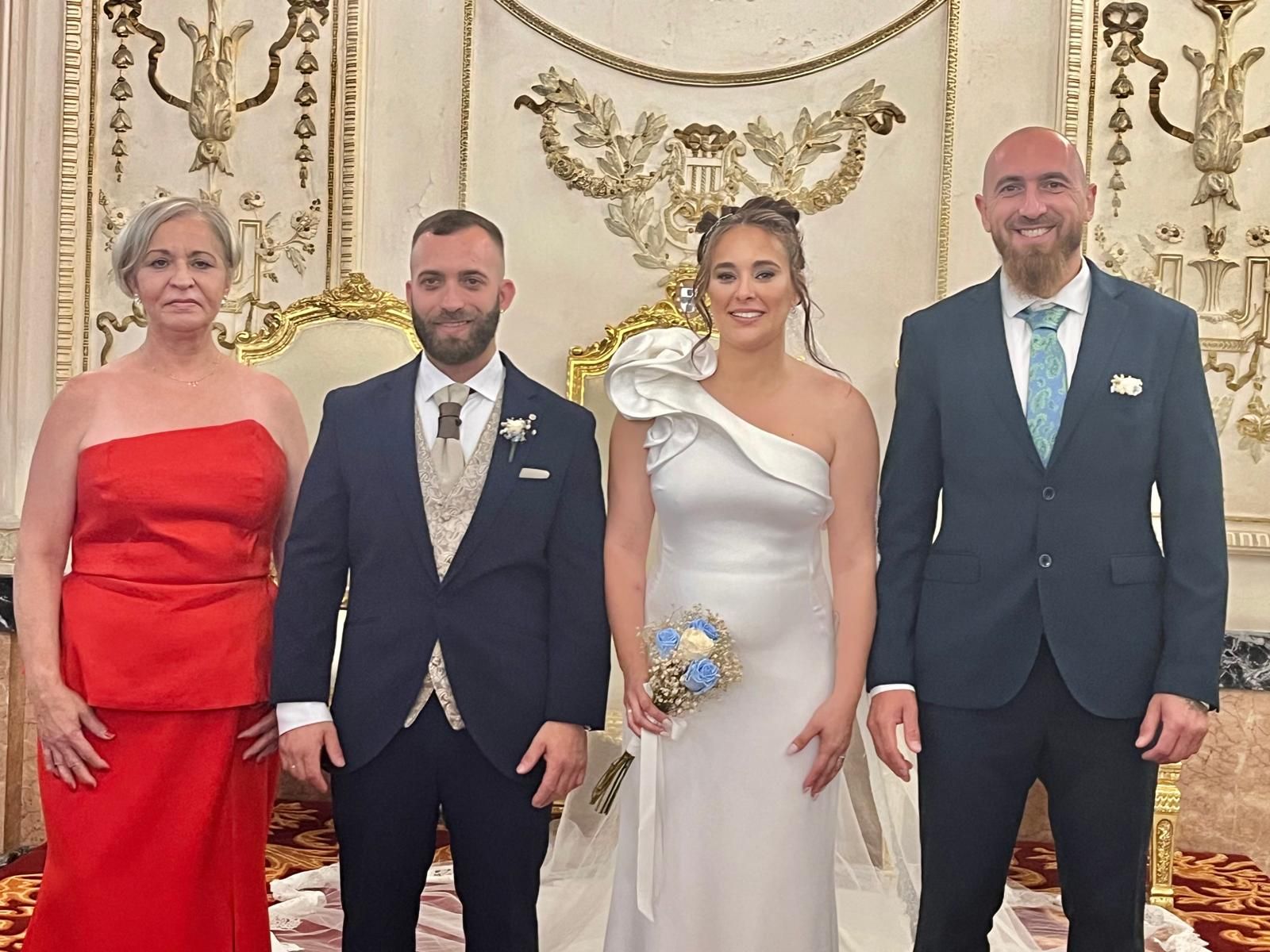 Jesús y Rosa sellan su amor en el Salón del Trono