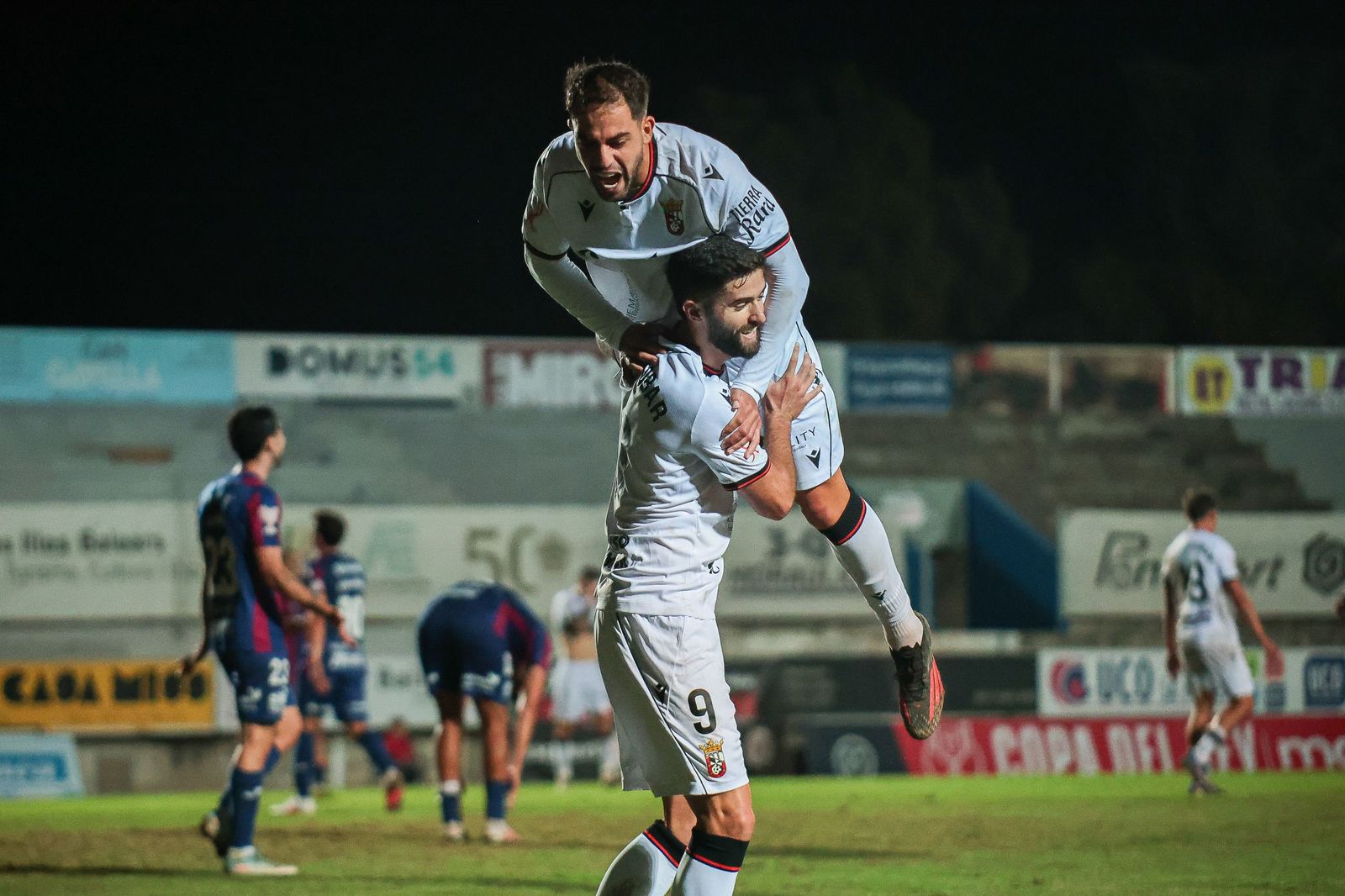 Victoria poco convicente del Ceuta ante el Poblense (1-2) para avanzar en Copa