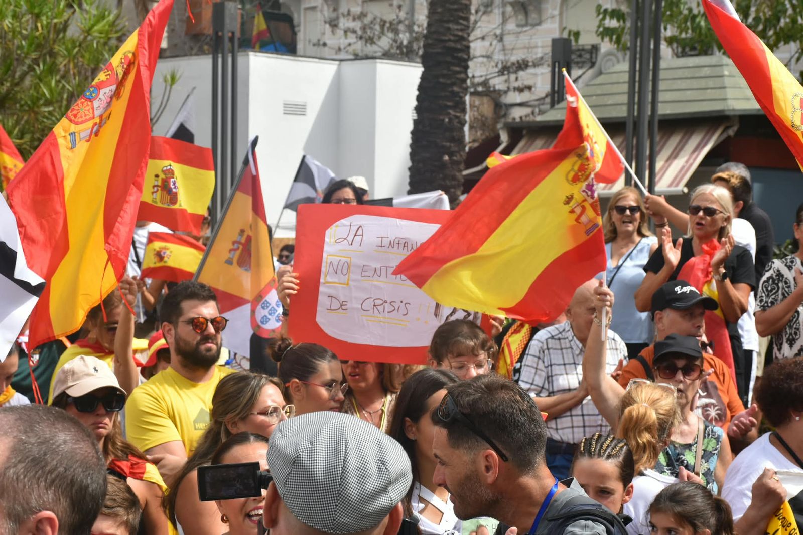 La Plaza de los Reyes clama por un curso seguro