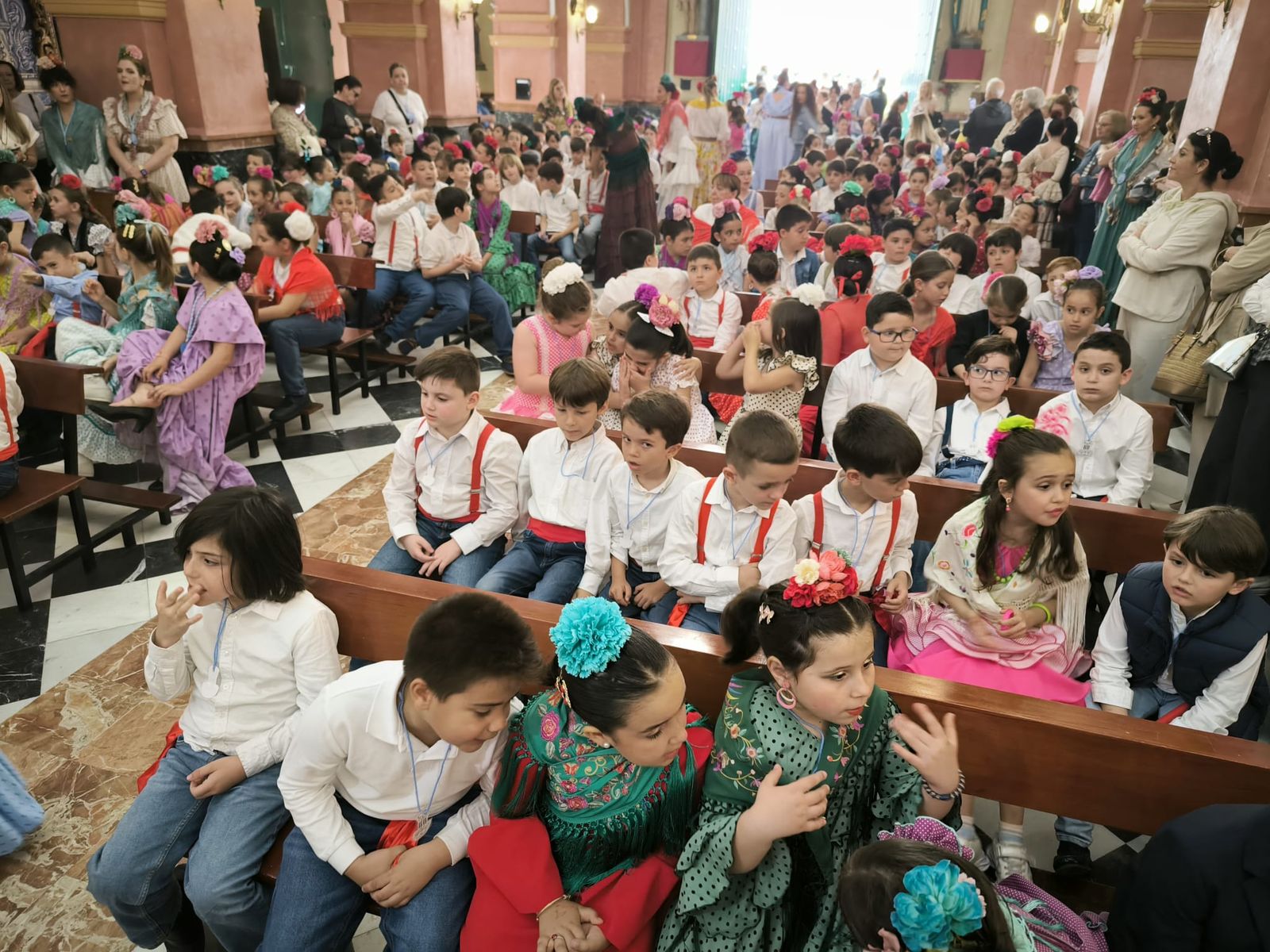 El Colegio La Inmaculada lleva la romería de Los Remedios al centro de Ceuta