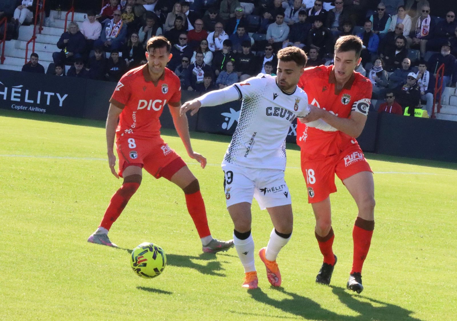 FOTOGALERÍA | Así se vivio la sexta victoria ceutí en el Alfonso Murube