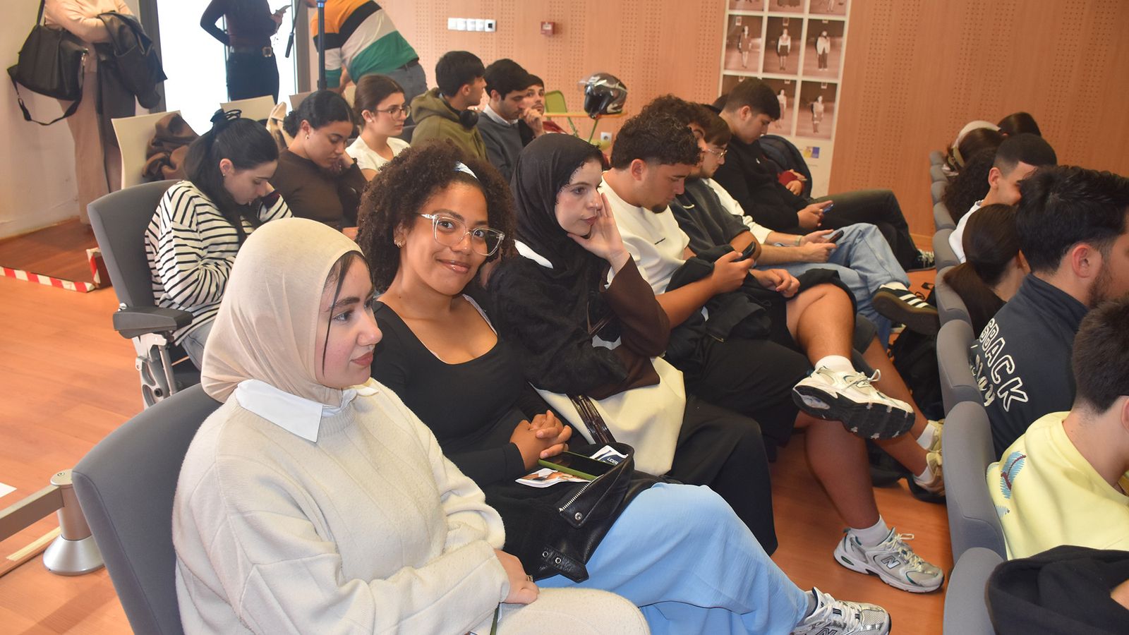 Estudiantes asistentes a las jornadas