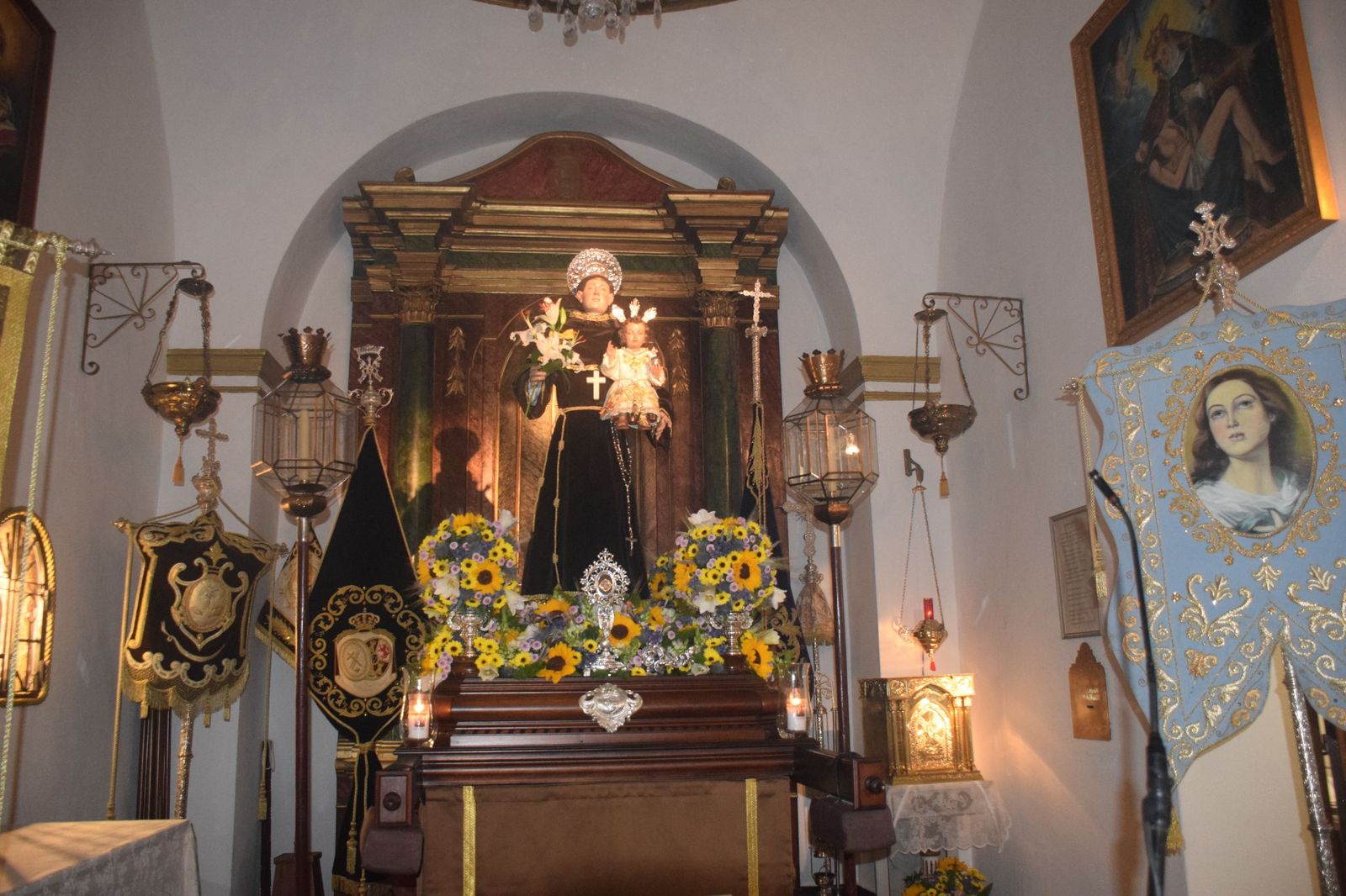 Rosario de antorchas como previa a la Procesión