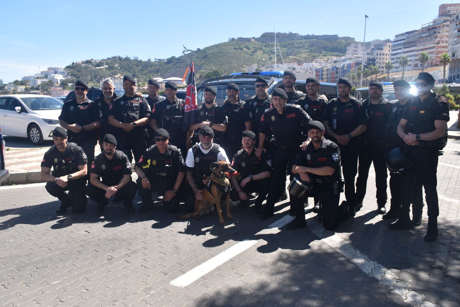 La Policía Local deslumbra a los pequeños de varios centros escolares