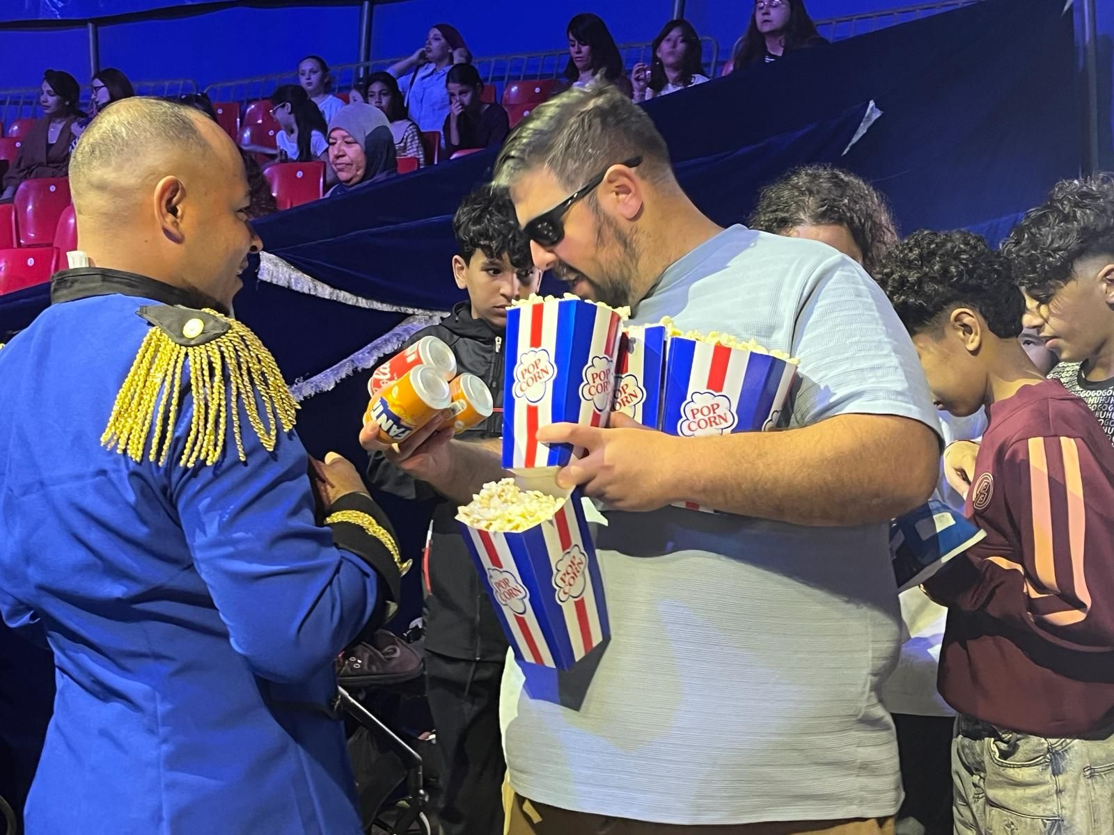 Éxito de público en la primera función del Circo Coliseo en Ceuta