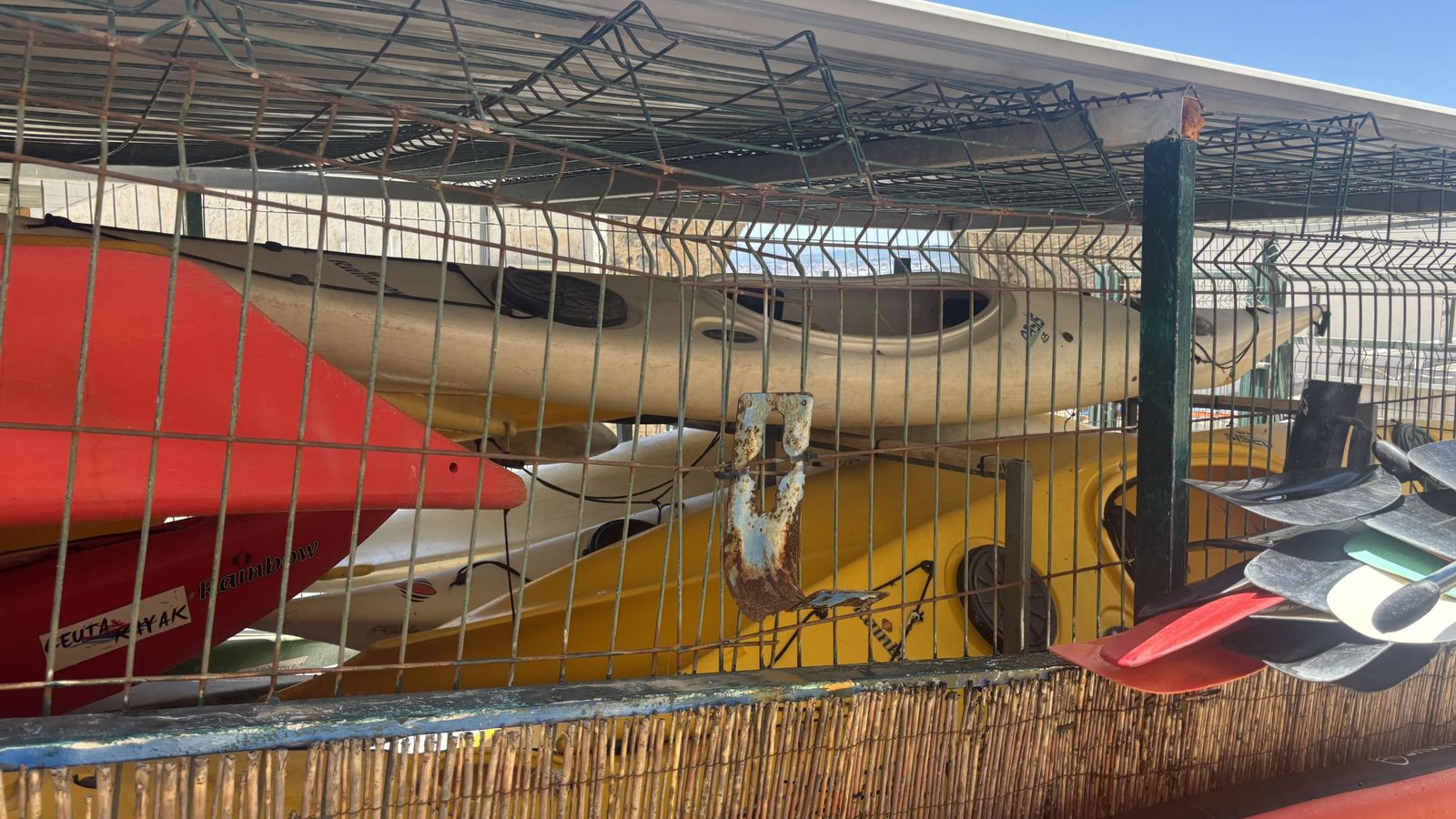 Un paseo en kayak por Ceuta