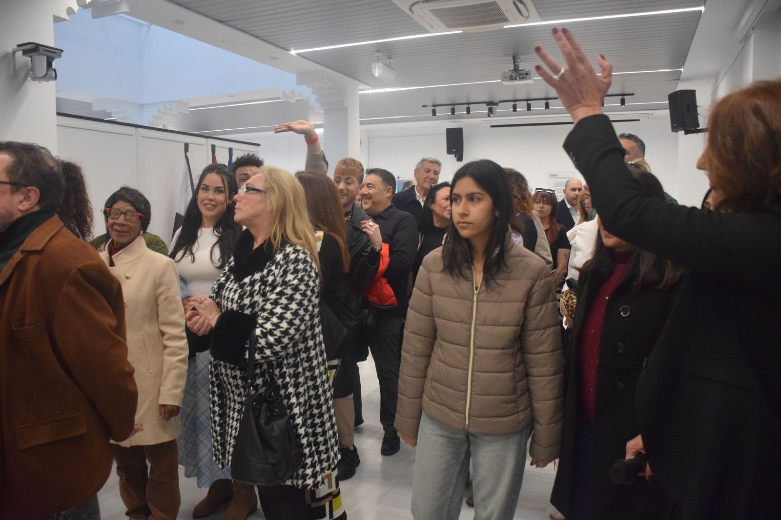 FOTOGALERÍA | La Fundación Premio Convivencia inaugura en Ceuta la muestra “Unik@”