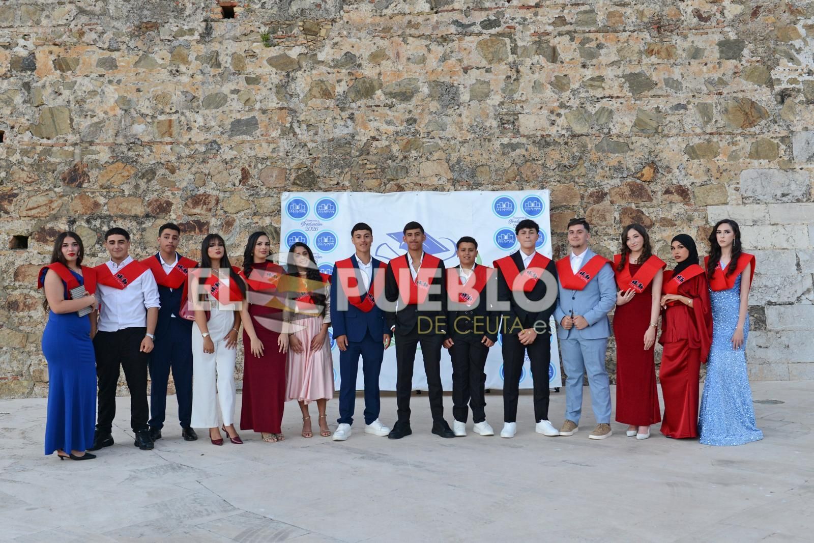 FOTOGALERÍA | Graduación en el IES Almina de alumnos de la ESO y Bachillerato