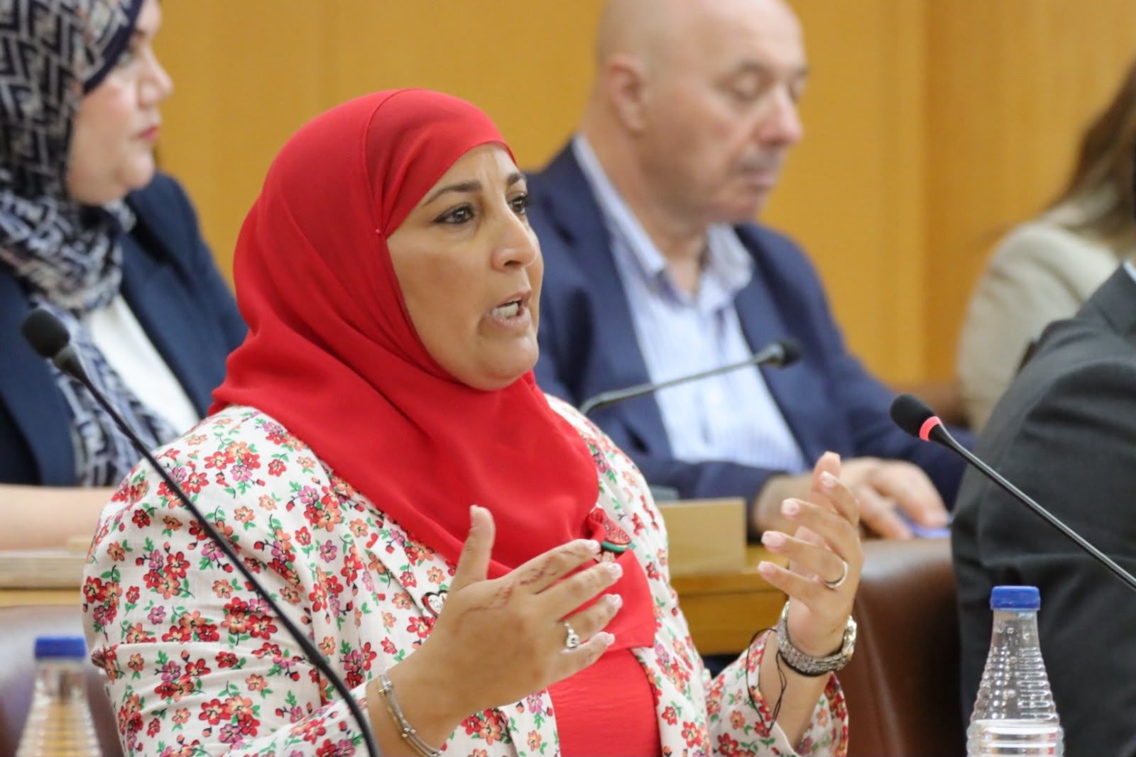 Nadia Mohamed, durante su intervención en la Asamblea