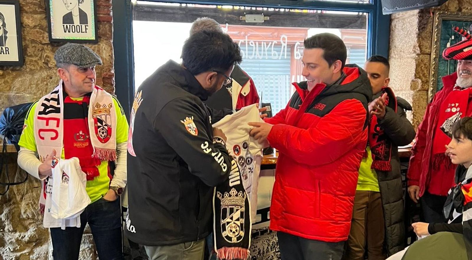 Hermanamiento de las aficiones del Ceuta y el Mirandés