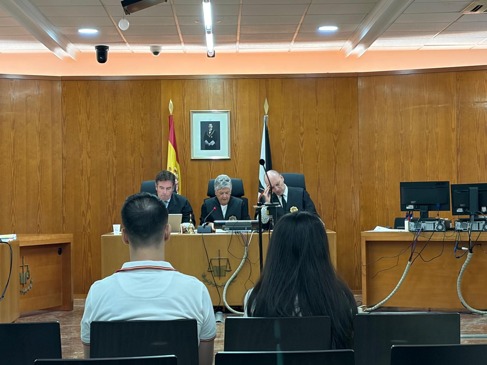 Los acusados frente al tribunal