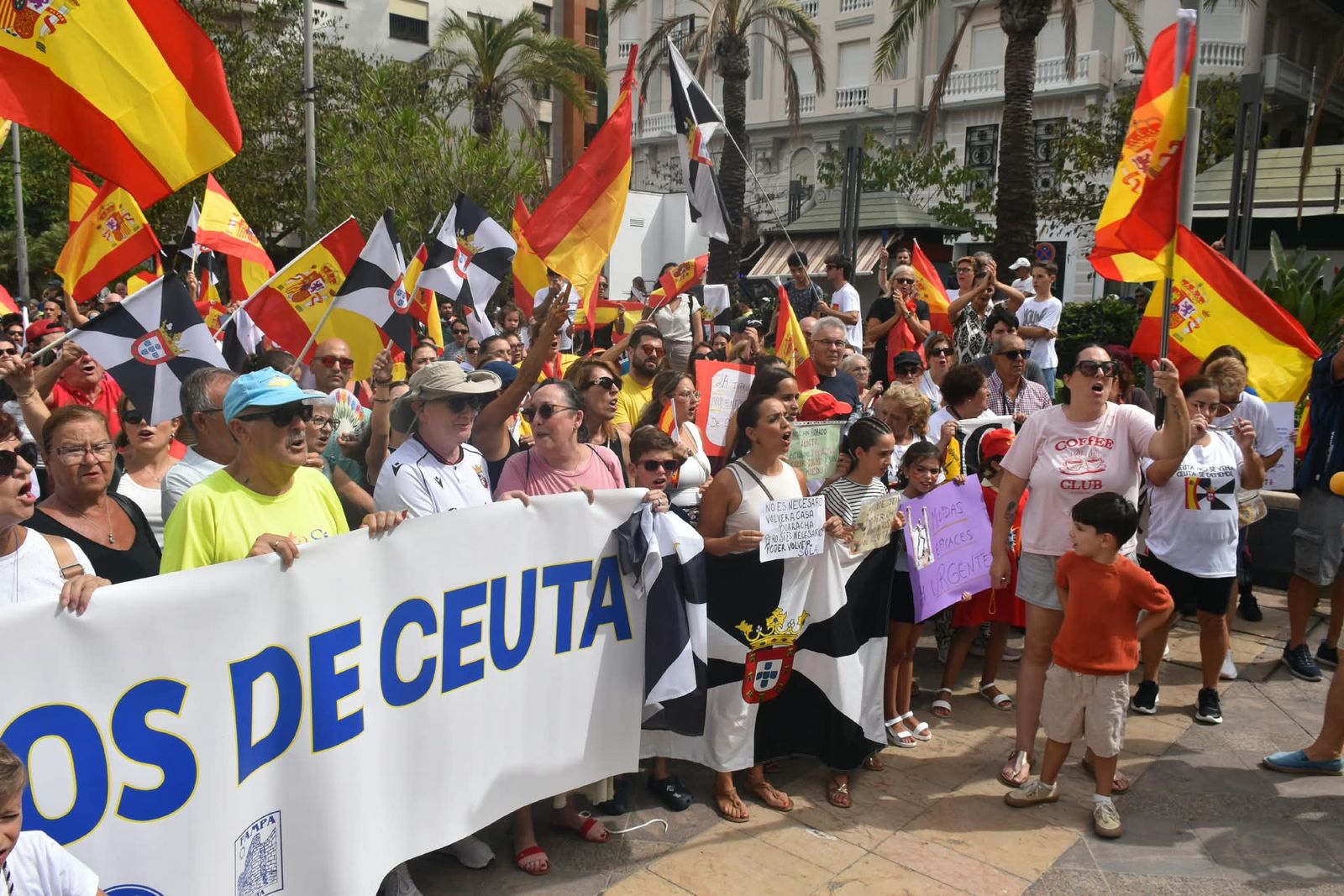 La Plaza de los Reyes clama por un curso seguro