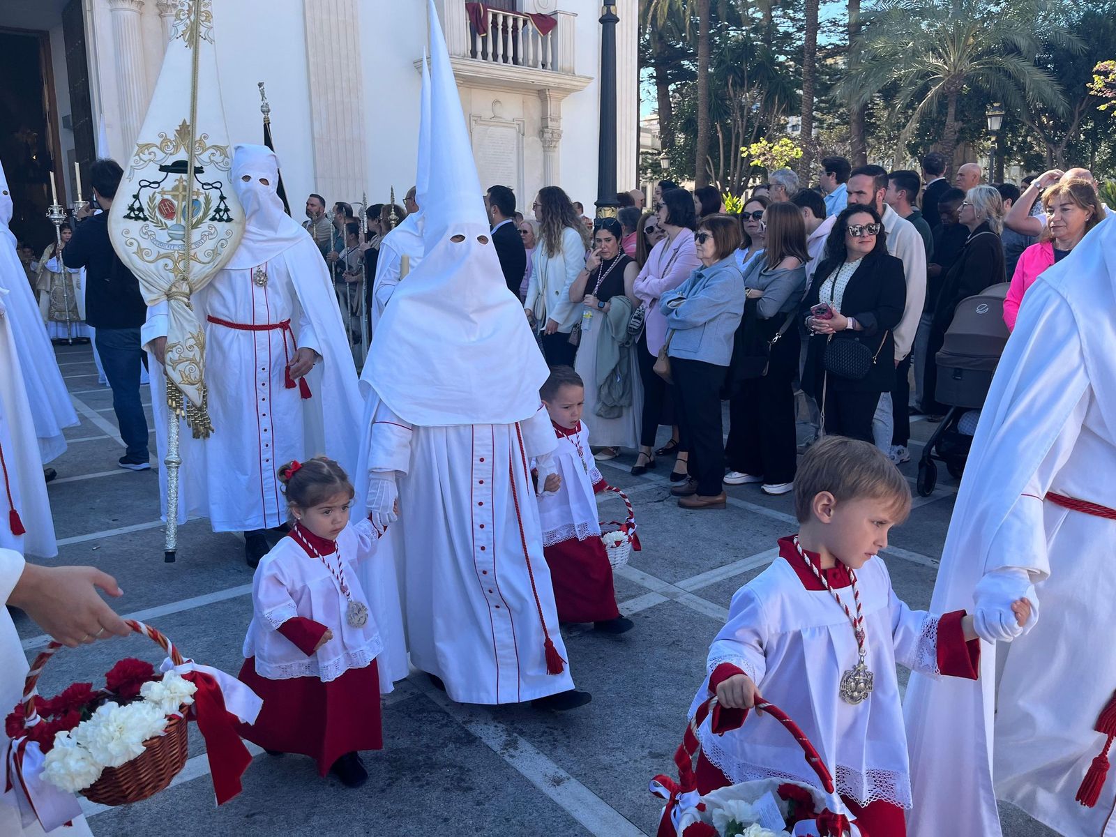 El Resucitado pone un brillante cierre a la Semana Santa de 2026