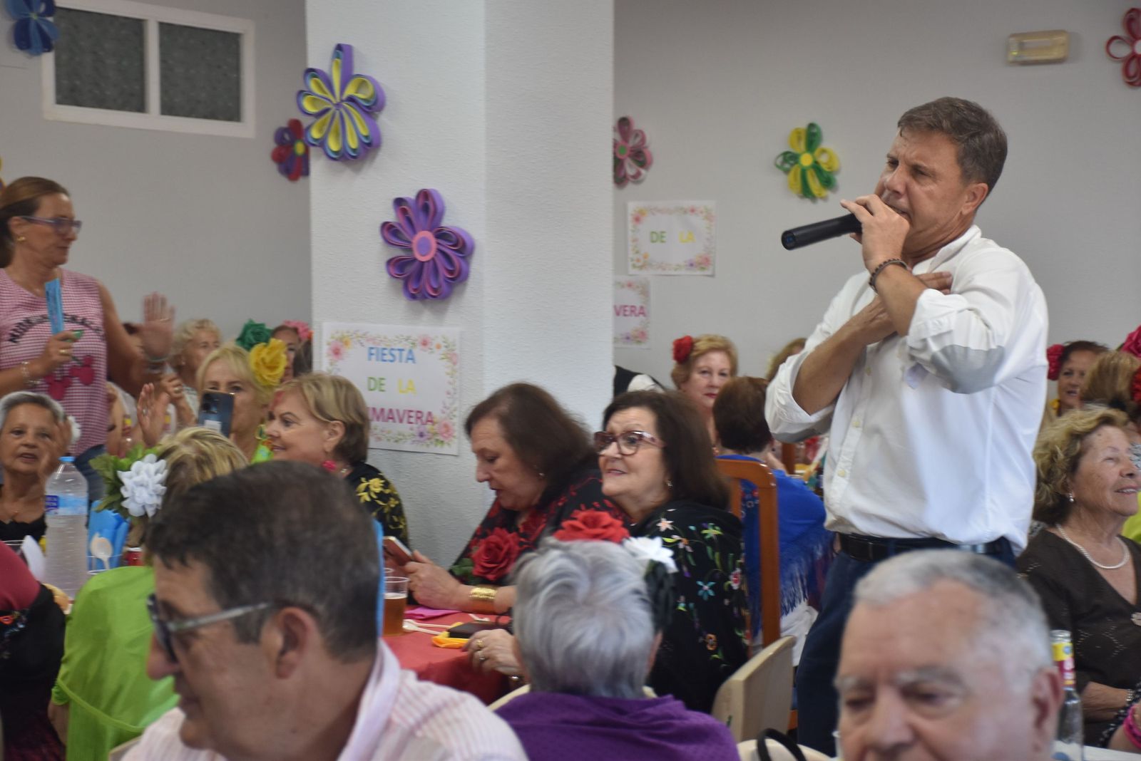 Villajovita se viste de feria para celebrar la primavera junto a sus mayores
