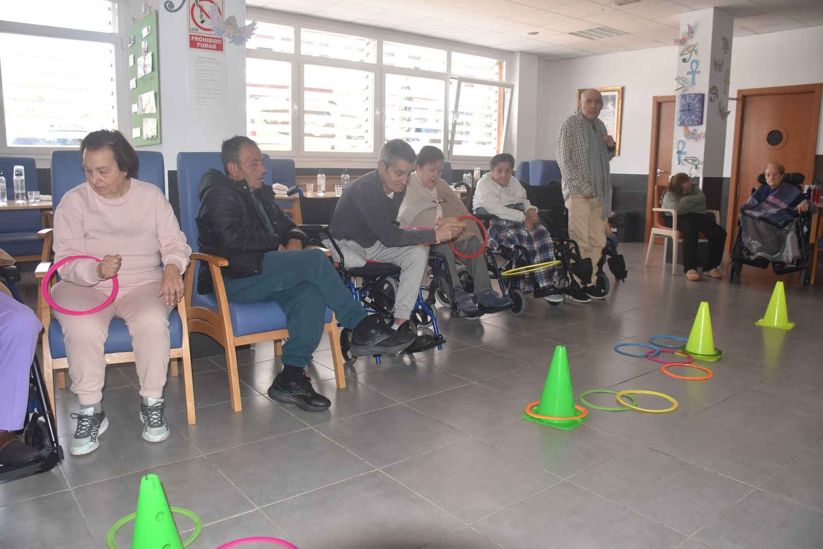 Puertas abiertas y un ambiente entrañable hacen especial una jornada en Cruz Blanca