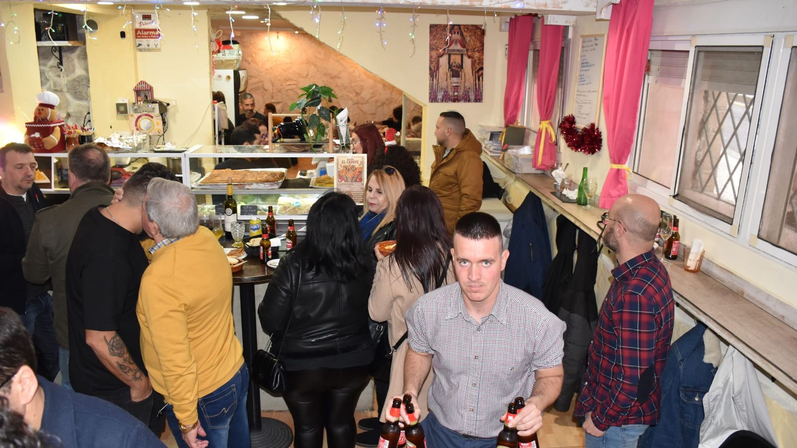 Los ceutíes disfrutan de una Tardebuena que ya es más que una tradición