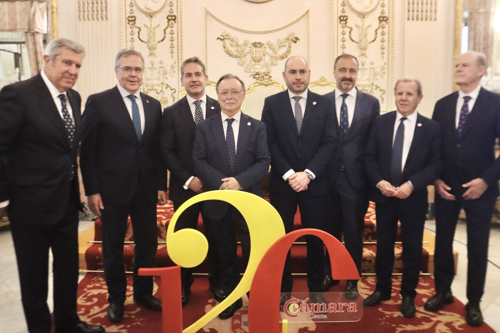 Foto de familia por los 120 años que cumple la Cámara de Comercio de Ceuta