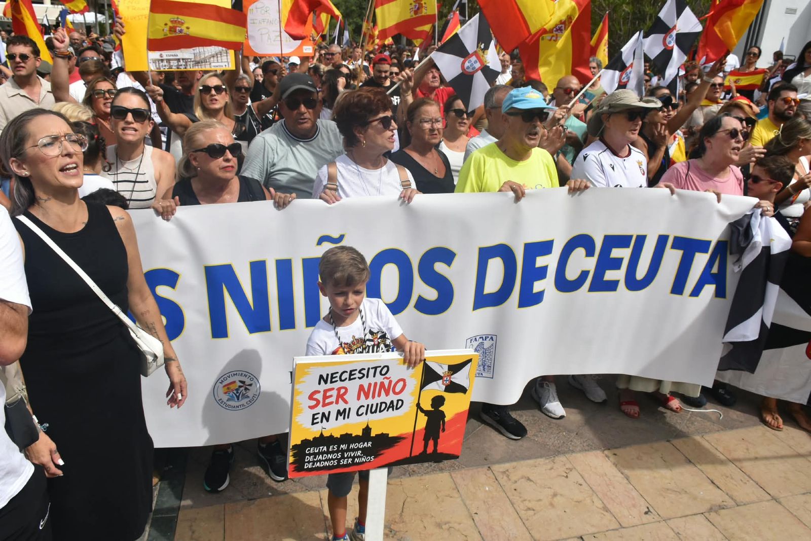 La Plaza de los Reyes clama por un curso seguro