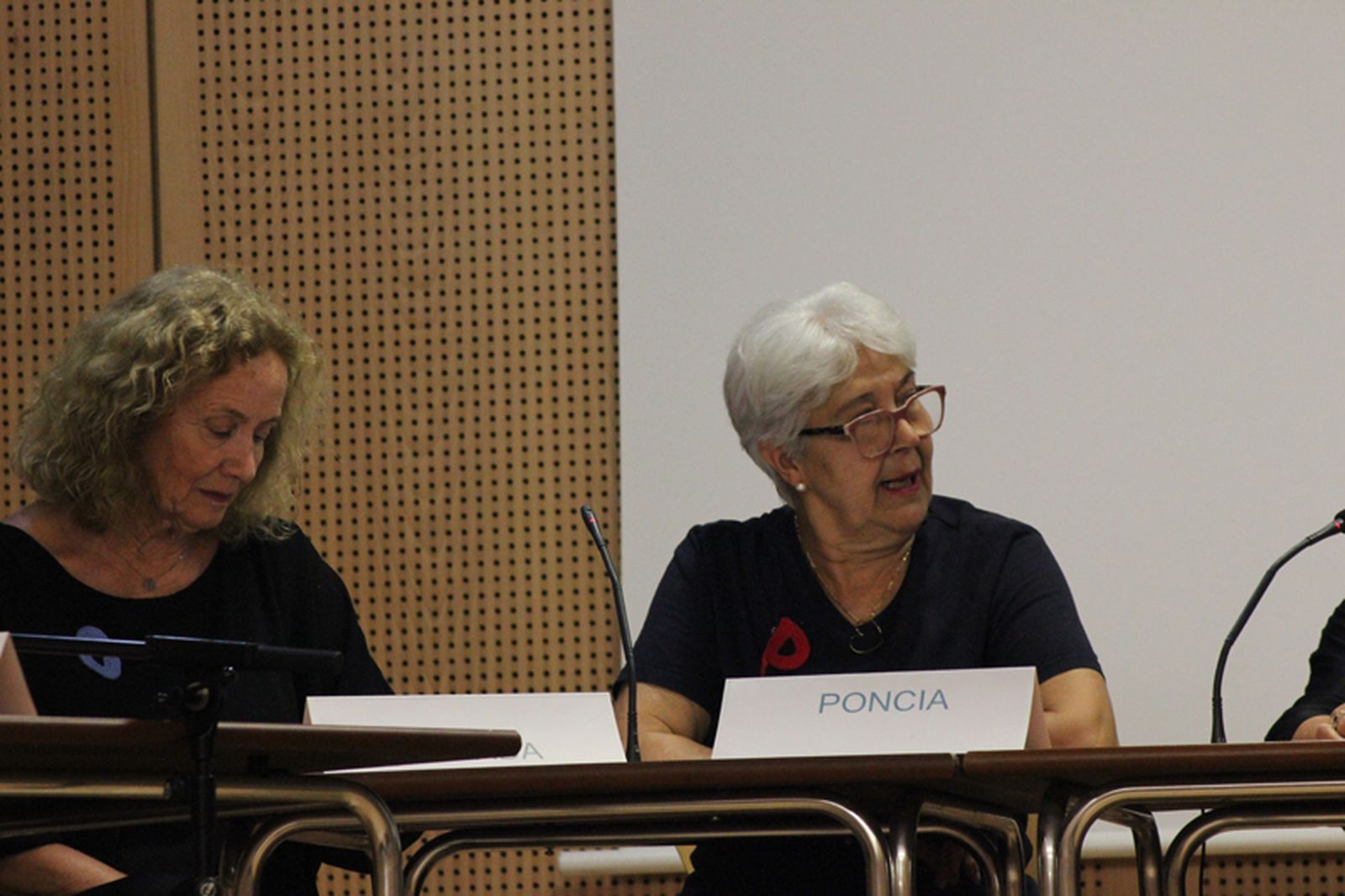 El Club de Lectura ‘Adolfo Suárez’ resucita a Lorca “frente a los intolerantes”. / FOTO S.C.