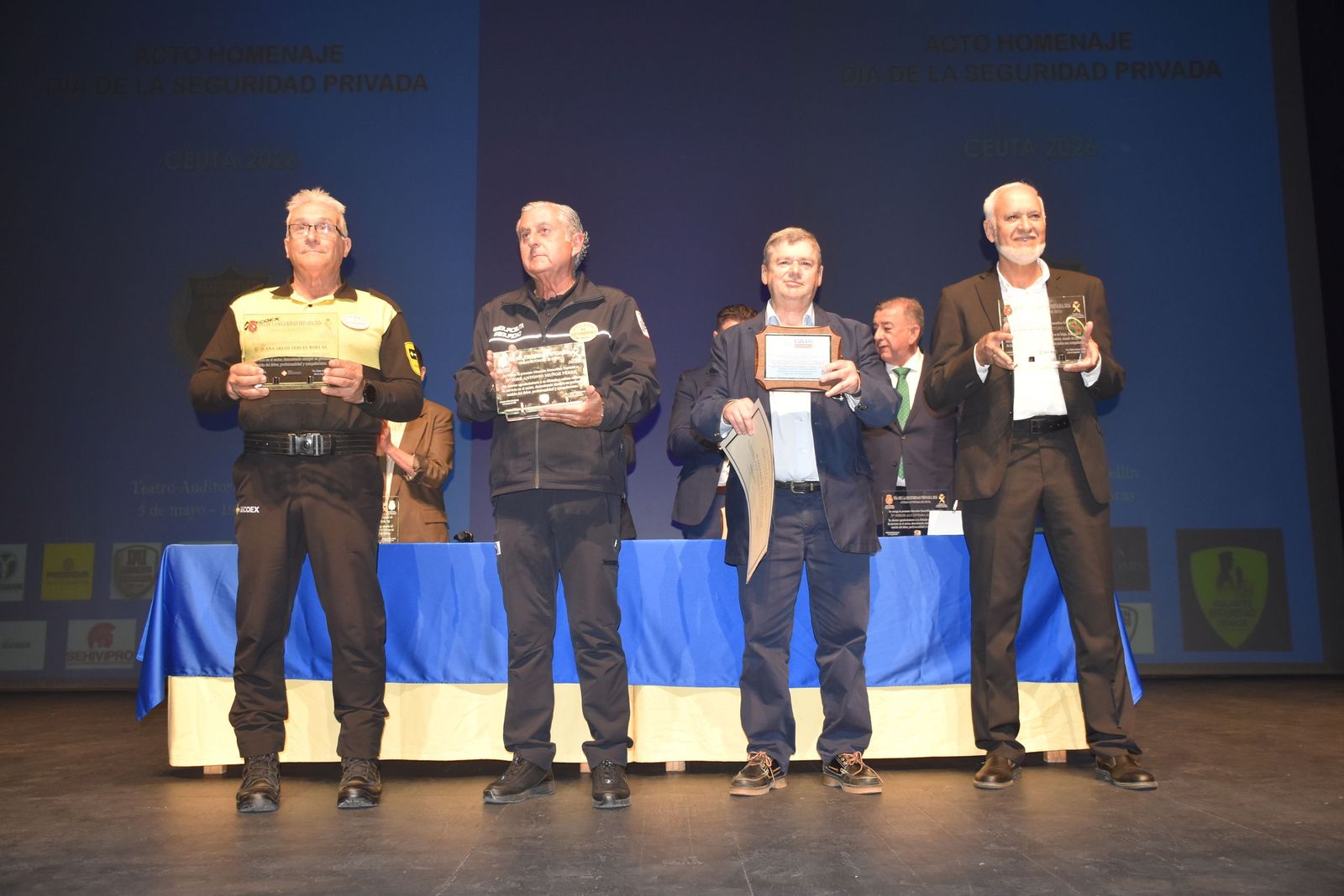 La seguridad privada celebra en el Revellín el día de la profesión