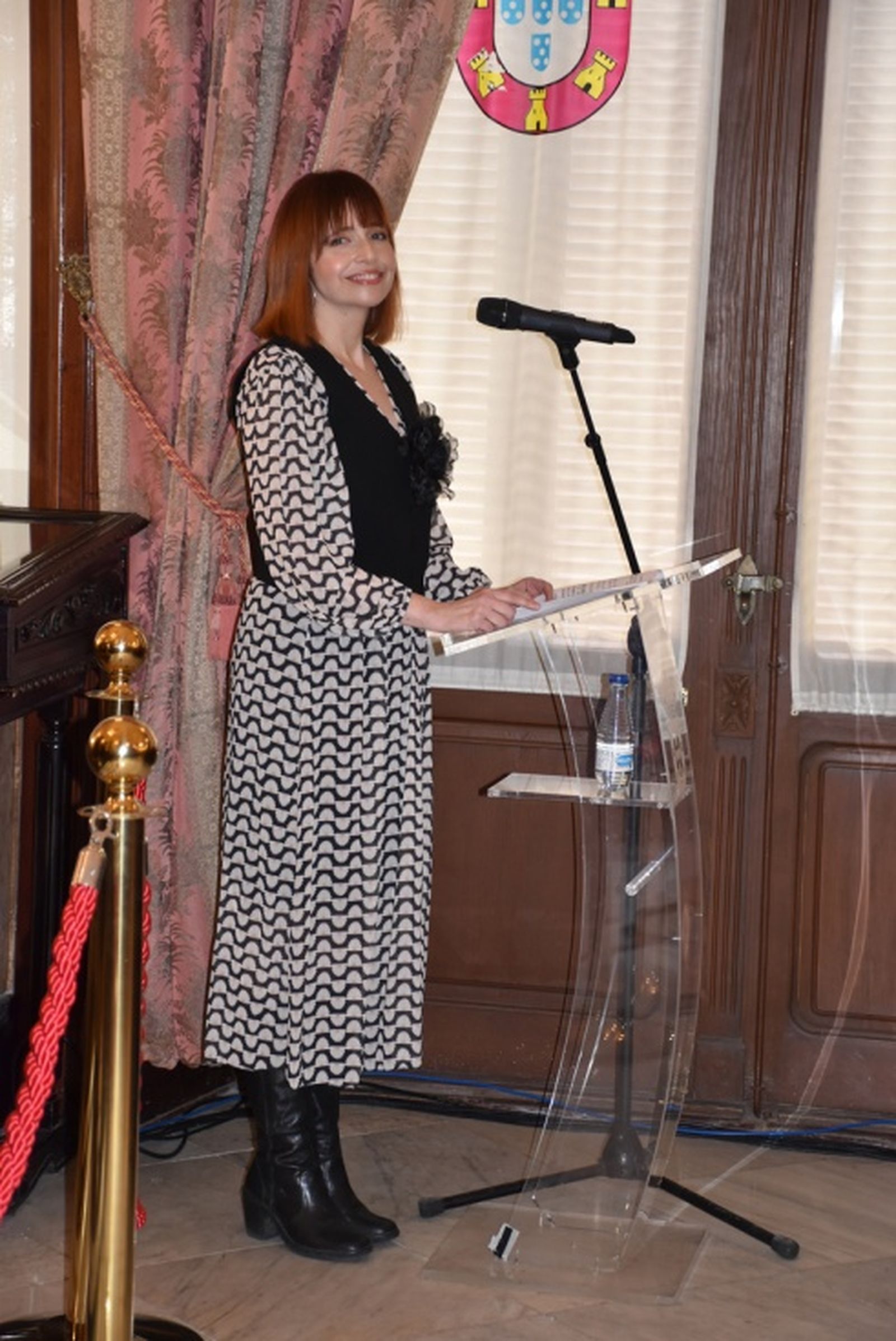 Presentadora del acto. / FOTO NICOL´S