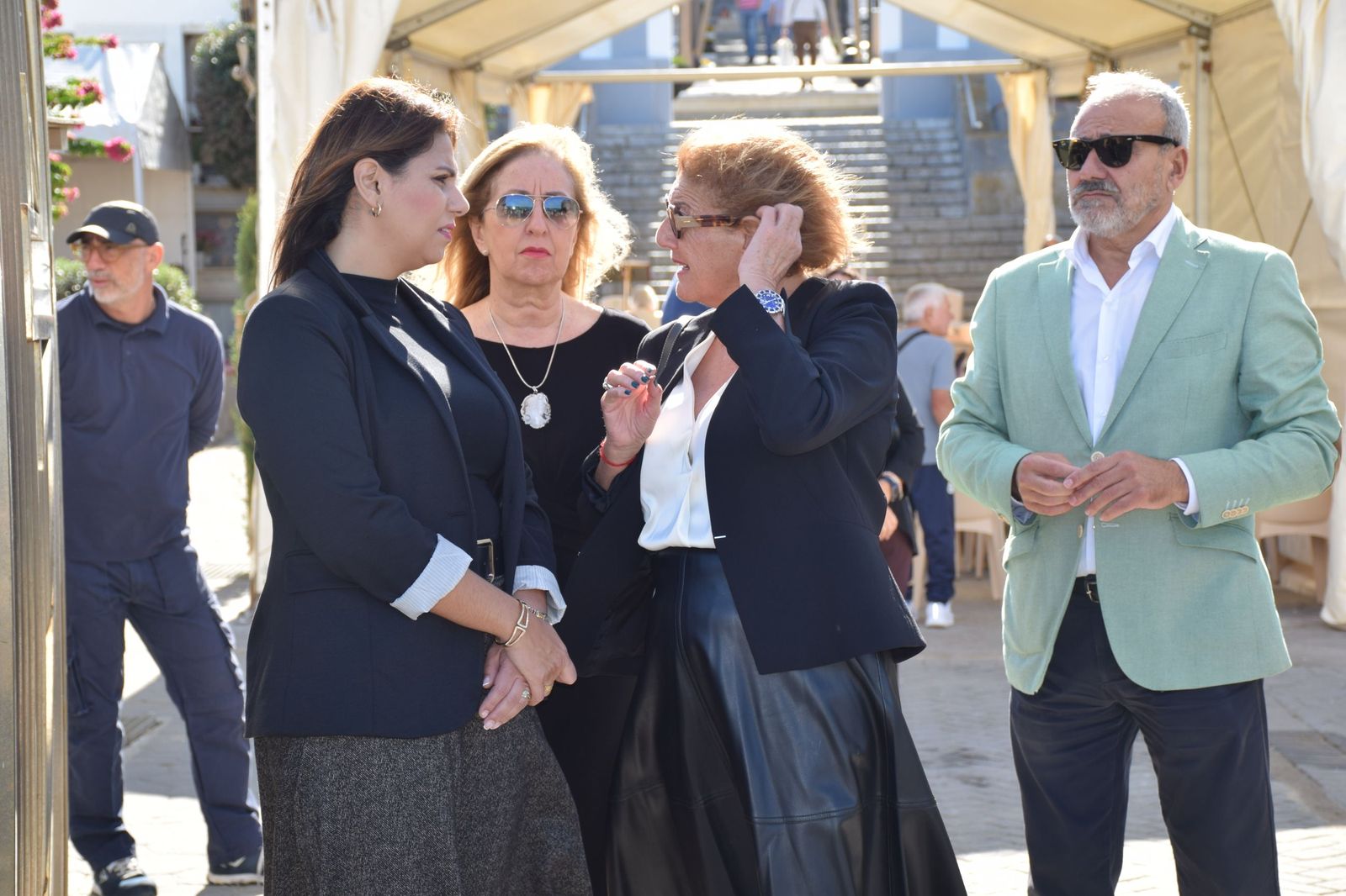 Un recuerdo institucional en el Día de Difuntos para quienes faltan