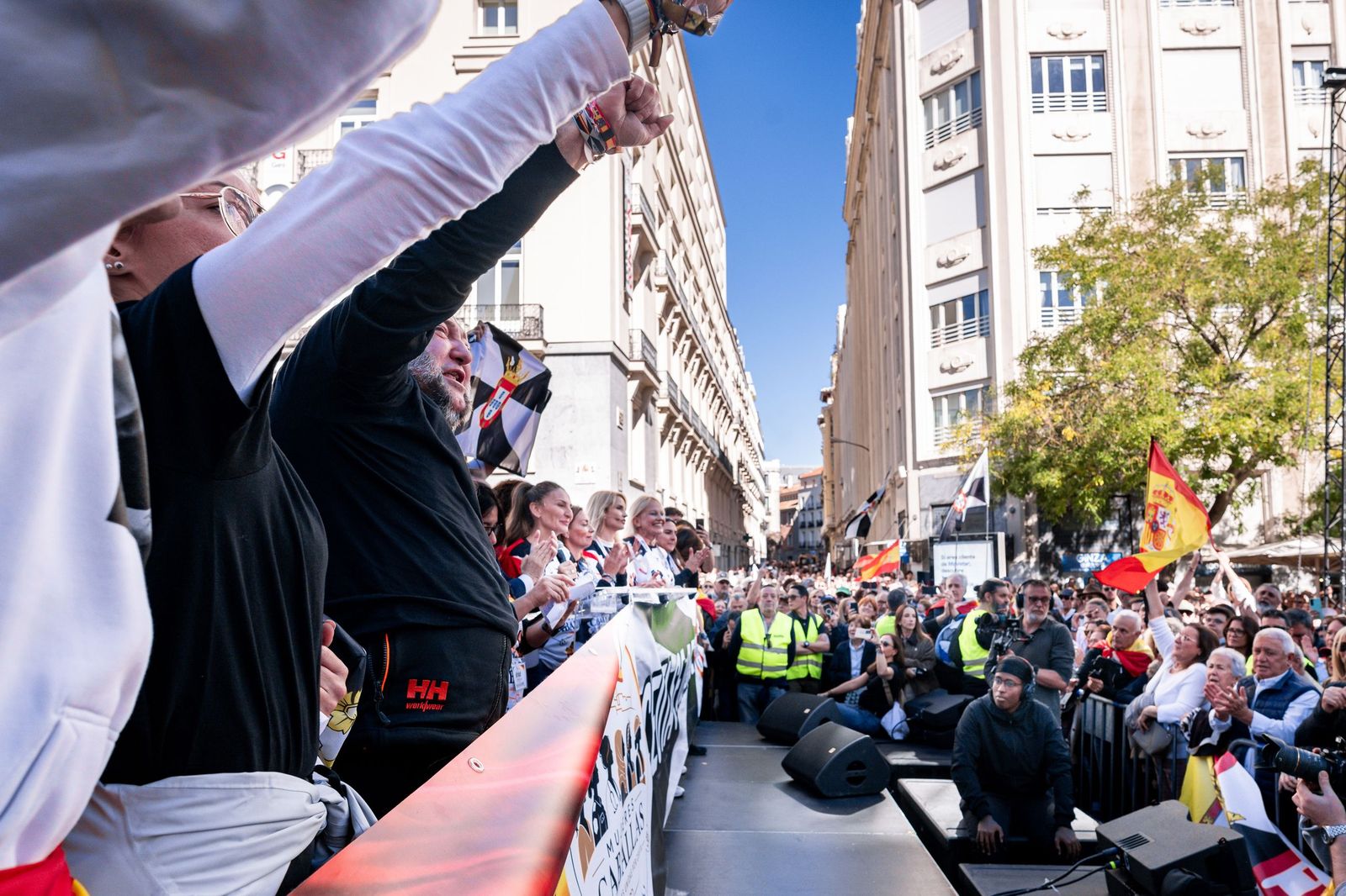 La voz de los caballas llega a la capital