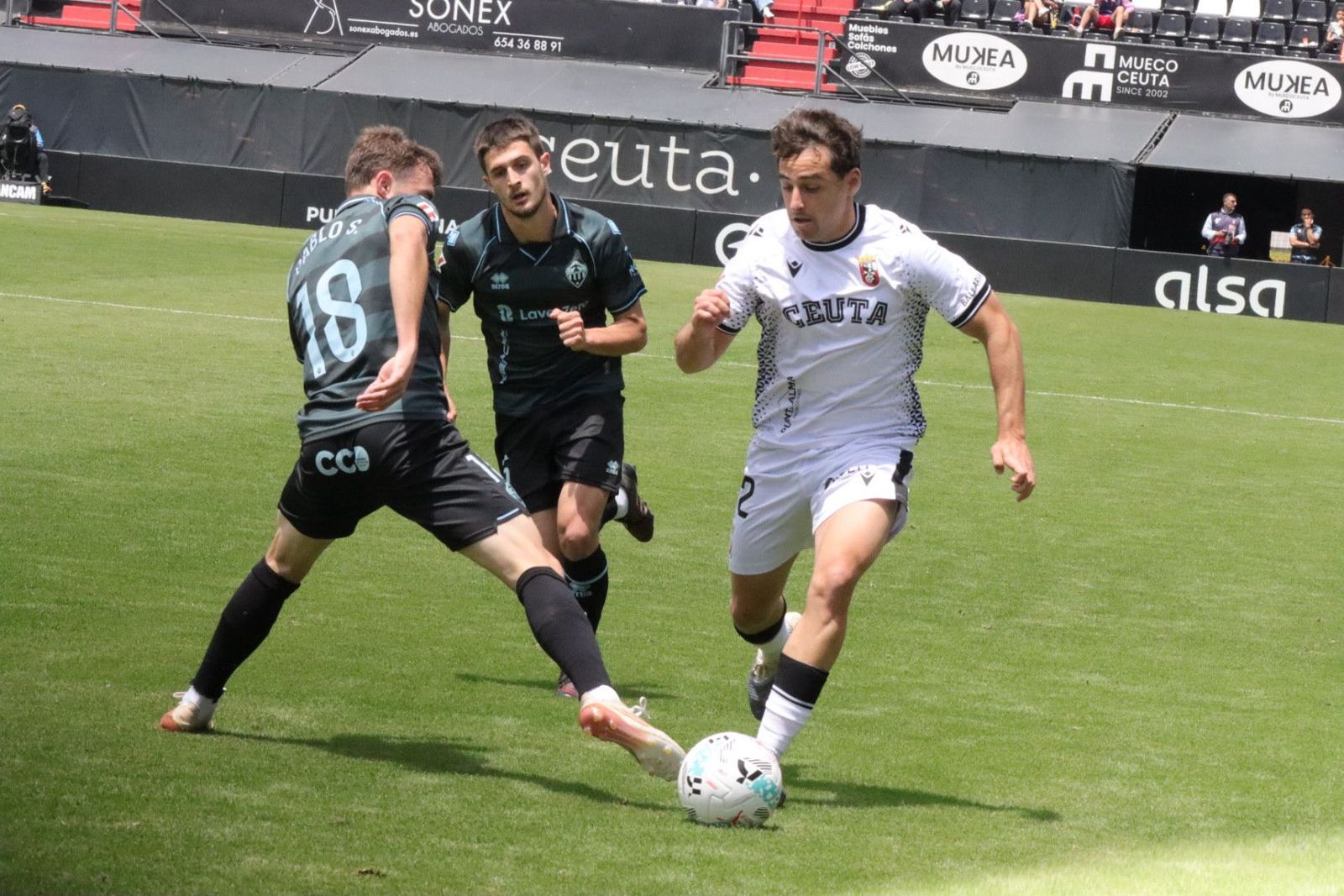 Así se vivió el partido entre la AD Ceuta y el CD Castellón en imágenes