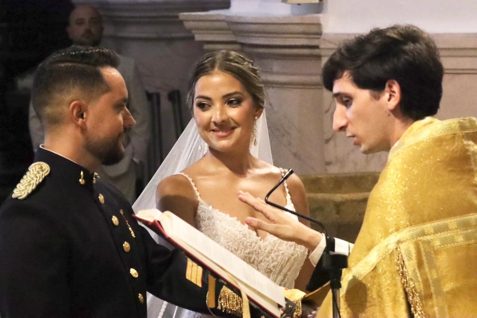 Clara e Iván sellan su amor en el Santuario