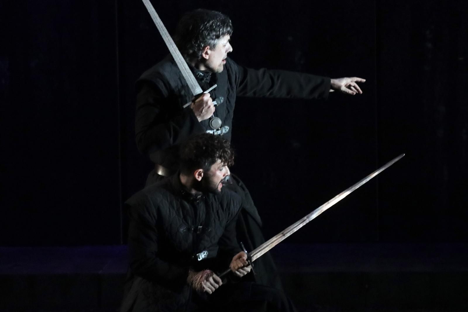 ‘Macbeth’ conquista el Revellín en una noche de teatro, emoción y grandes interpretaciones