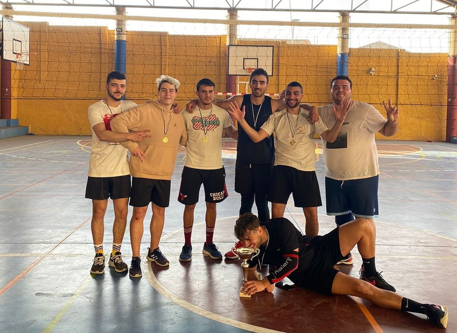 2414_campeon-masculino