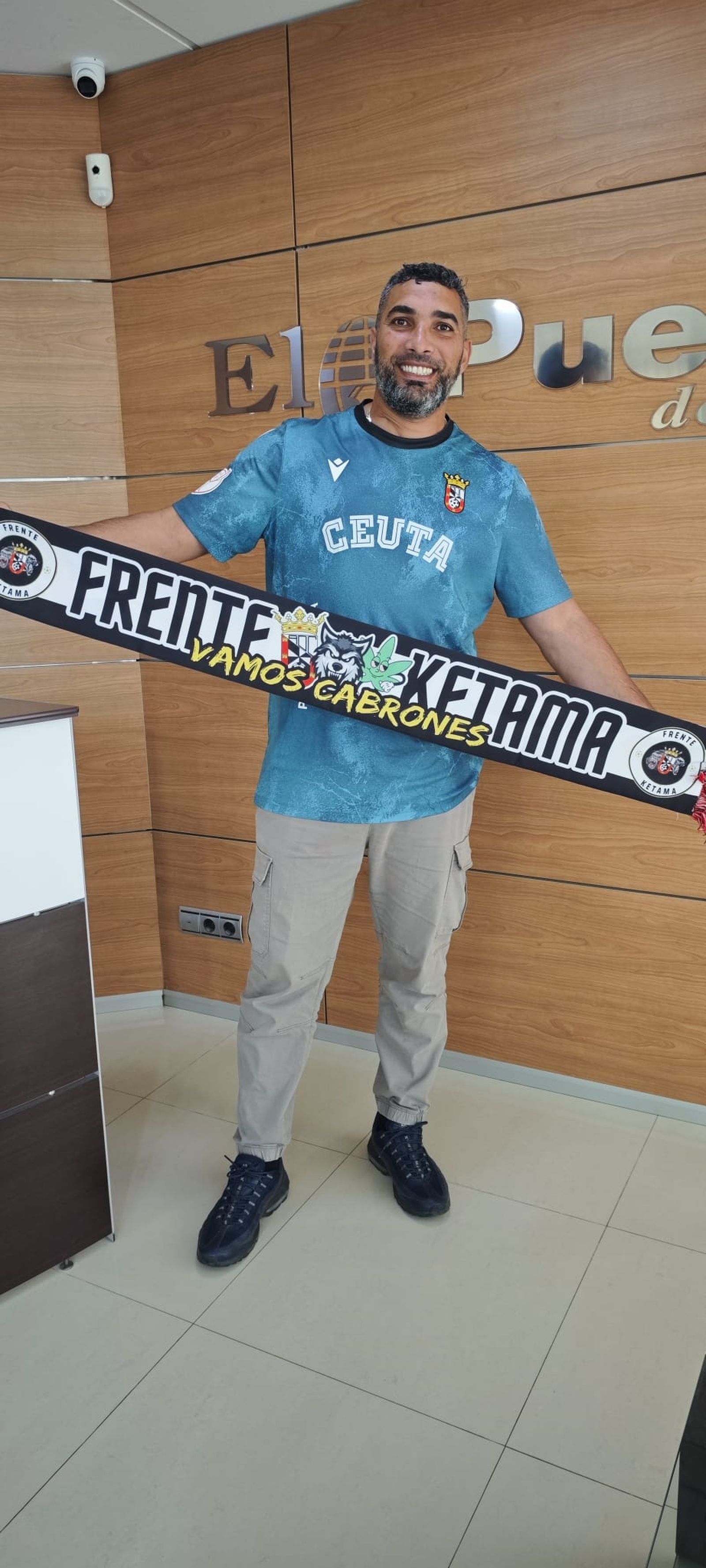 Benaisa, el ceutí que convirtió un partido en una forma de vida: “Desde aquel día, el Ceuta se me metió en el corazón”.