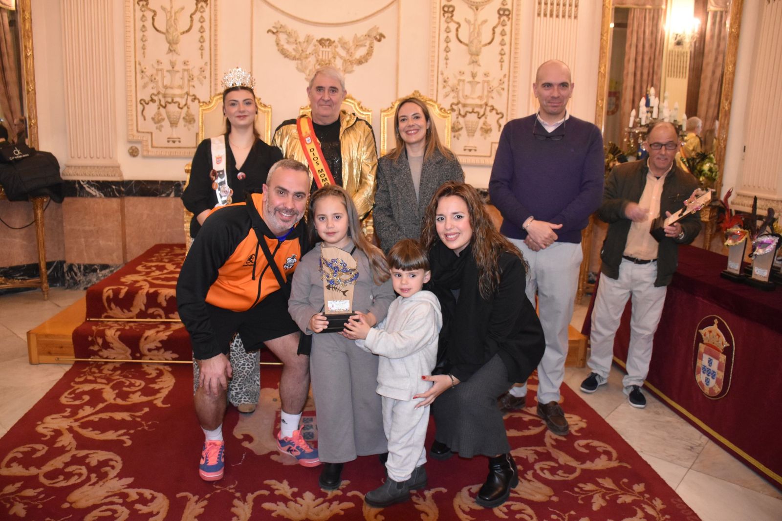 El Carnaval brilla por última vez este año con los premios de las cabalgatas