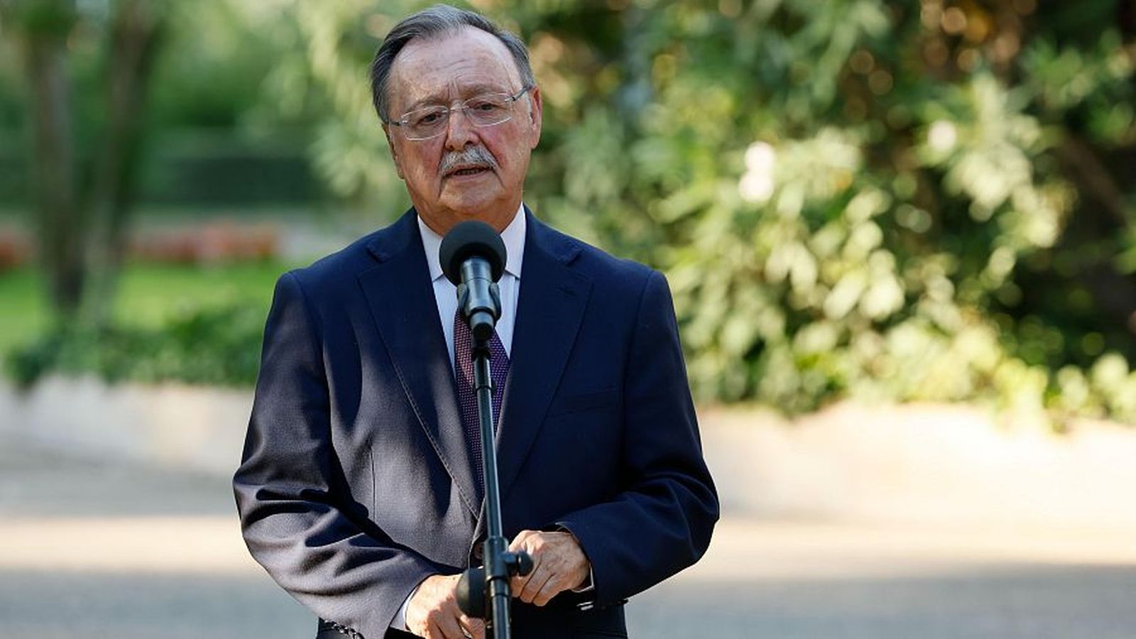 El presidente Vivas durante su comparecencia de prensa tras la Audiencia con Felipie VI
