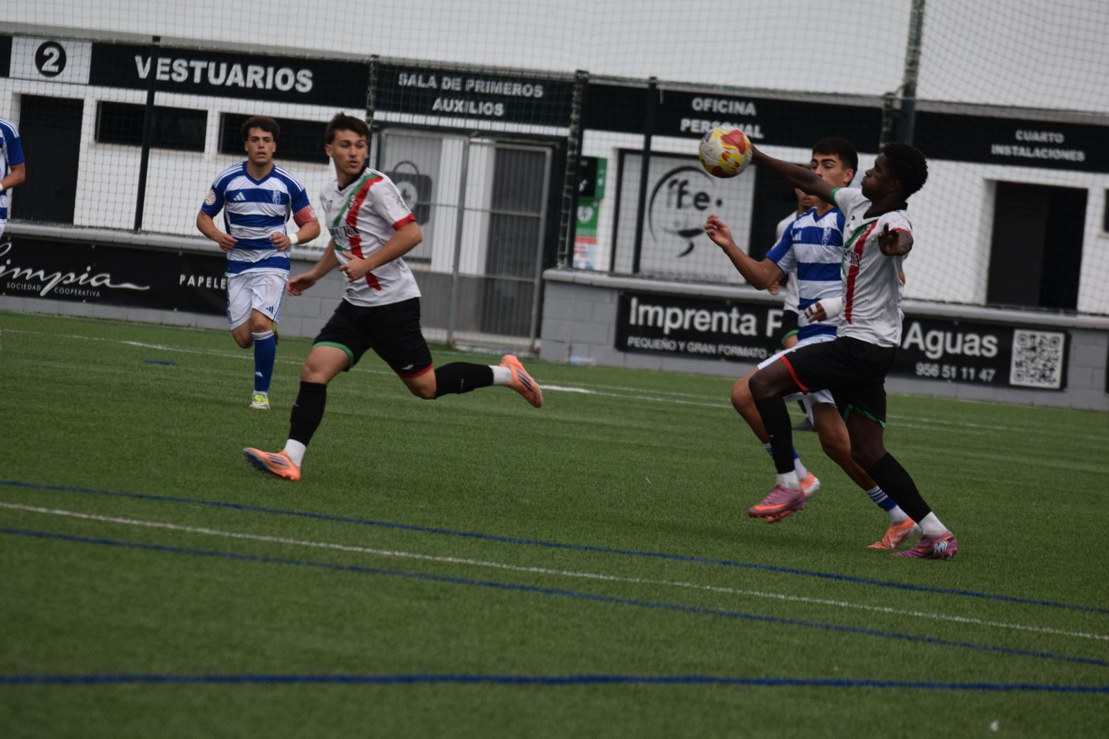 El Granada C.F. asaltó el Benoliel con un gol decisivo en el tramo final