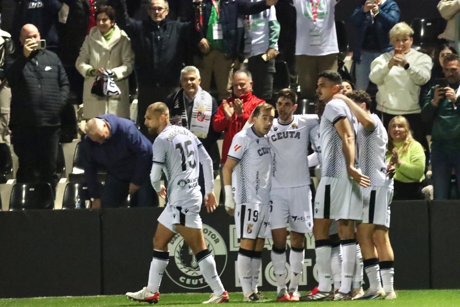 Las mejores imágenes del AD Ceuta – Córdoba CF en el Alfonso Murube