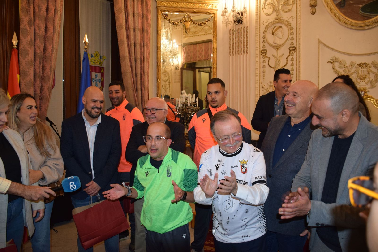 Vivas recibe al equipo Genuine de la AD Ceuta