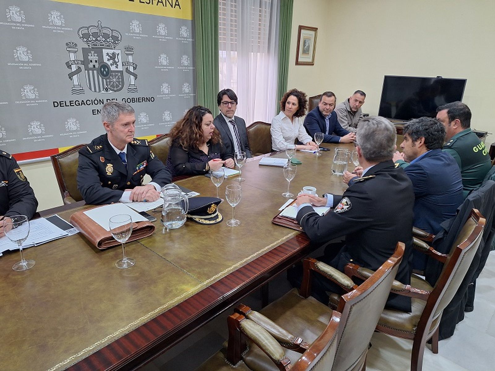 Imagen de la reunión este jueves para concretar el dispositivo de seguridad para Semana Santa. / FOTO CEDIDA