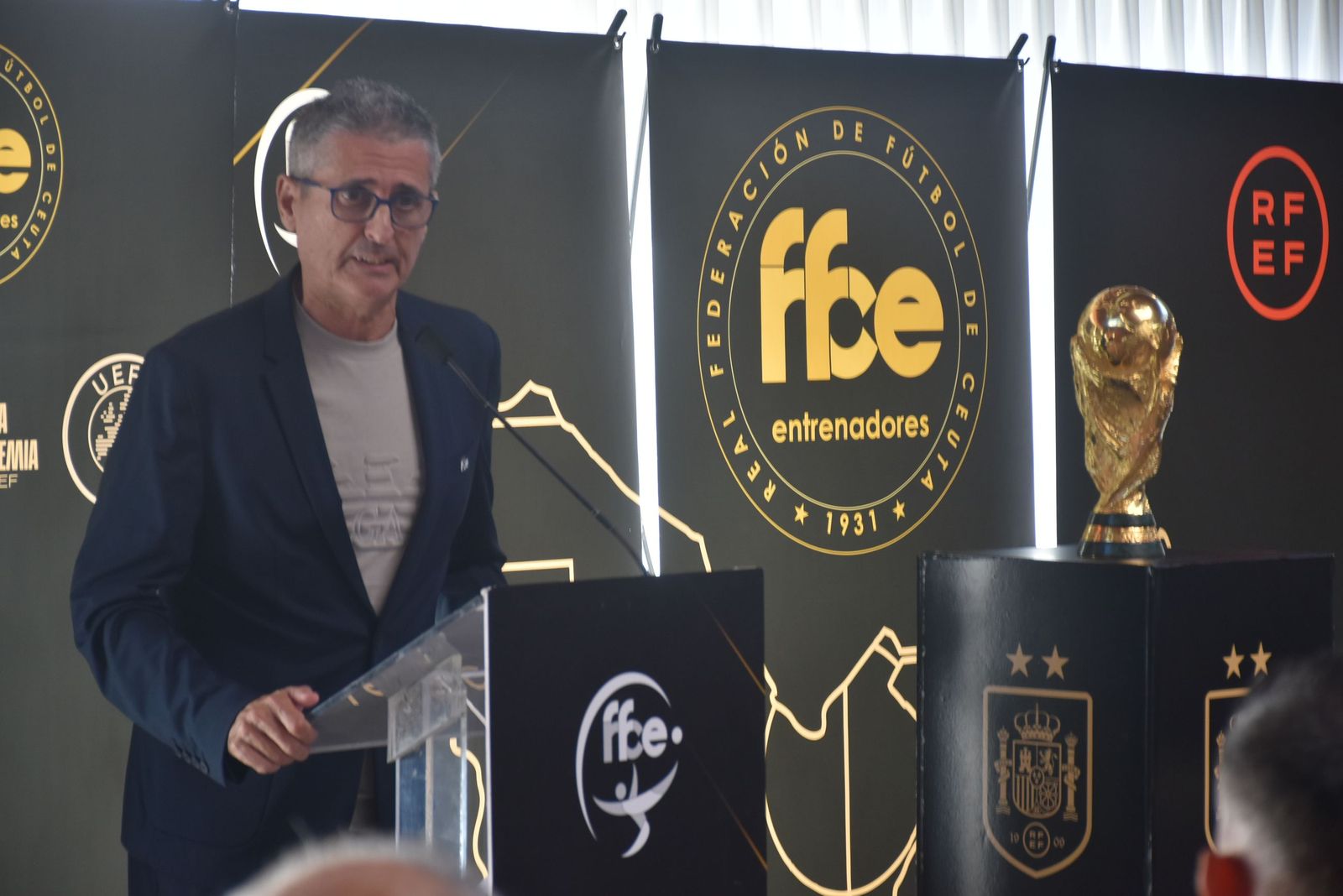 Emoción, homenajes y premios por el Día del Entrenador
