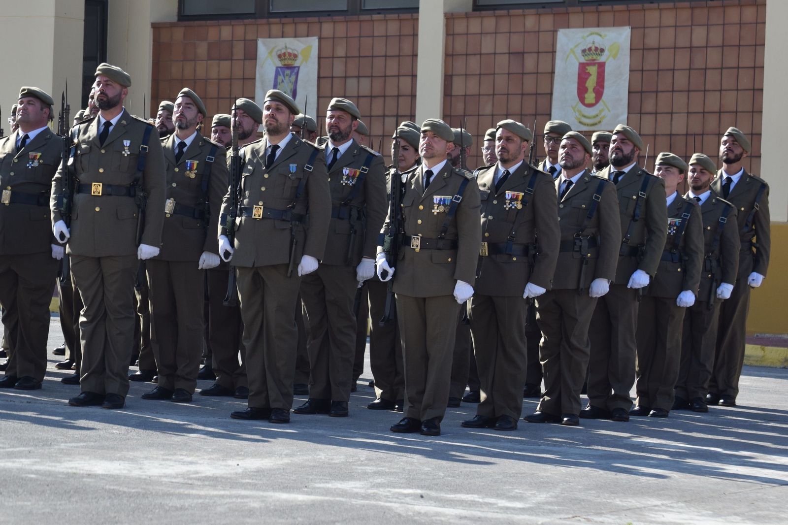 El Regimiento de Ingenieros 7 honra a San Fernando en una solemne parada militar en El Jaral