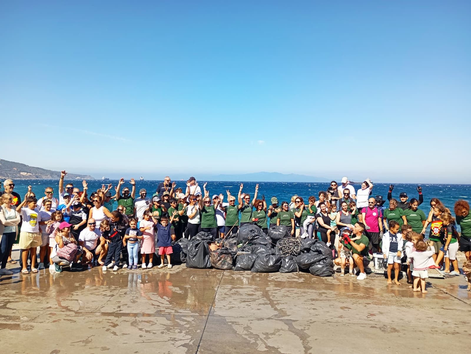 Bonita mañana ecológica en la playa de San Amaro