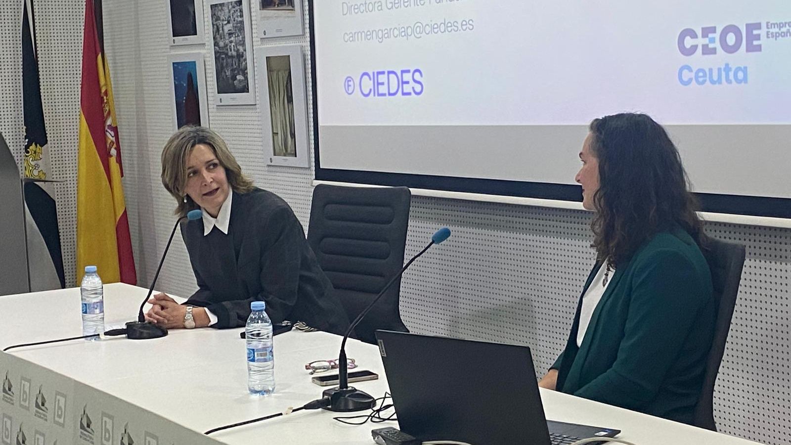 Arantxa Campos presentando a Peña.