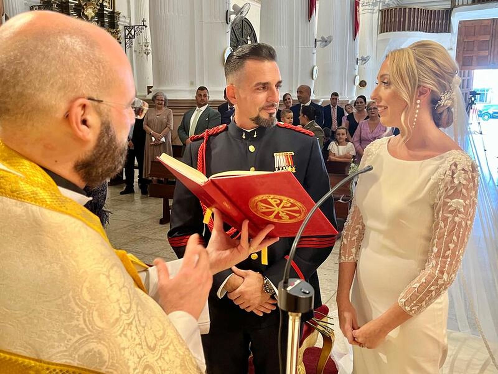 Boda entre Carlos e Irene en el Santuario