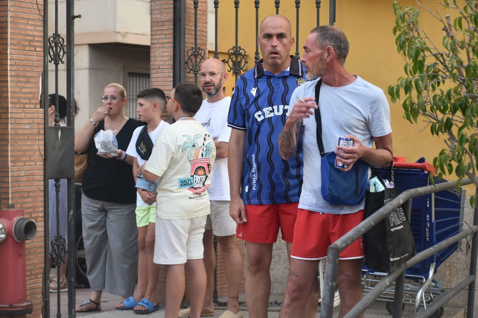 La Virgen del Carmen del Puerto encandila la barriada de Villajovita