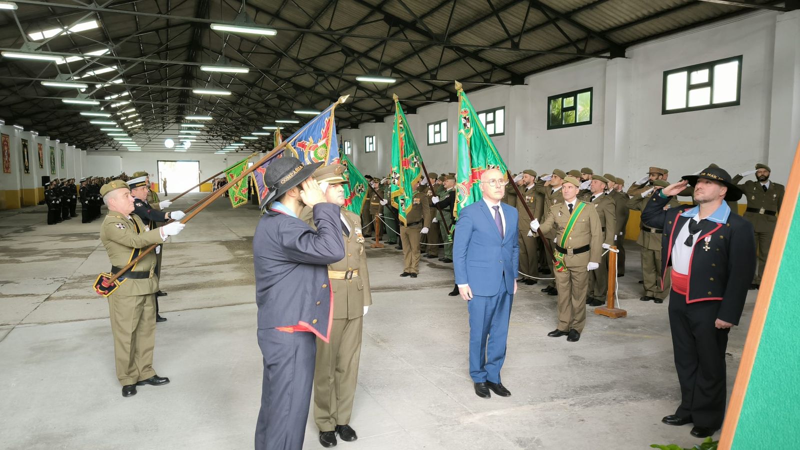 La ULOG 23 conmemora en Ceuta la festividad de San Juan Bosco con condecoraciones