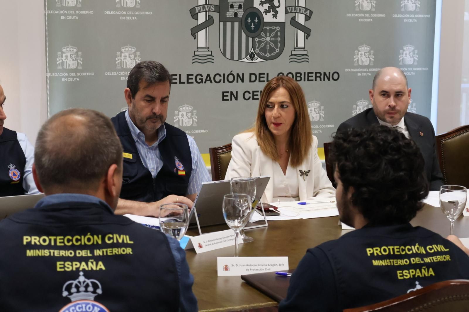 Barcones y Triano durante la reunión de este martes previa a la OPE