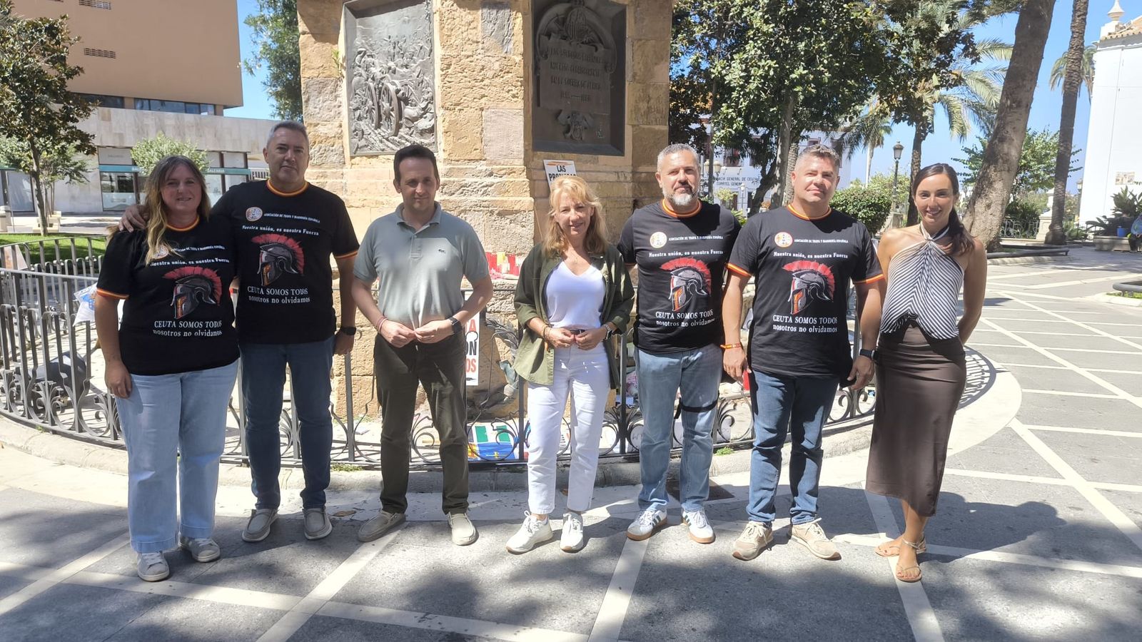 Los responsables de ATME, con Vox