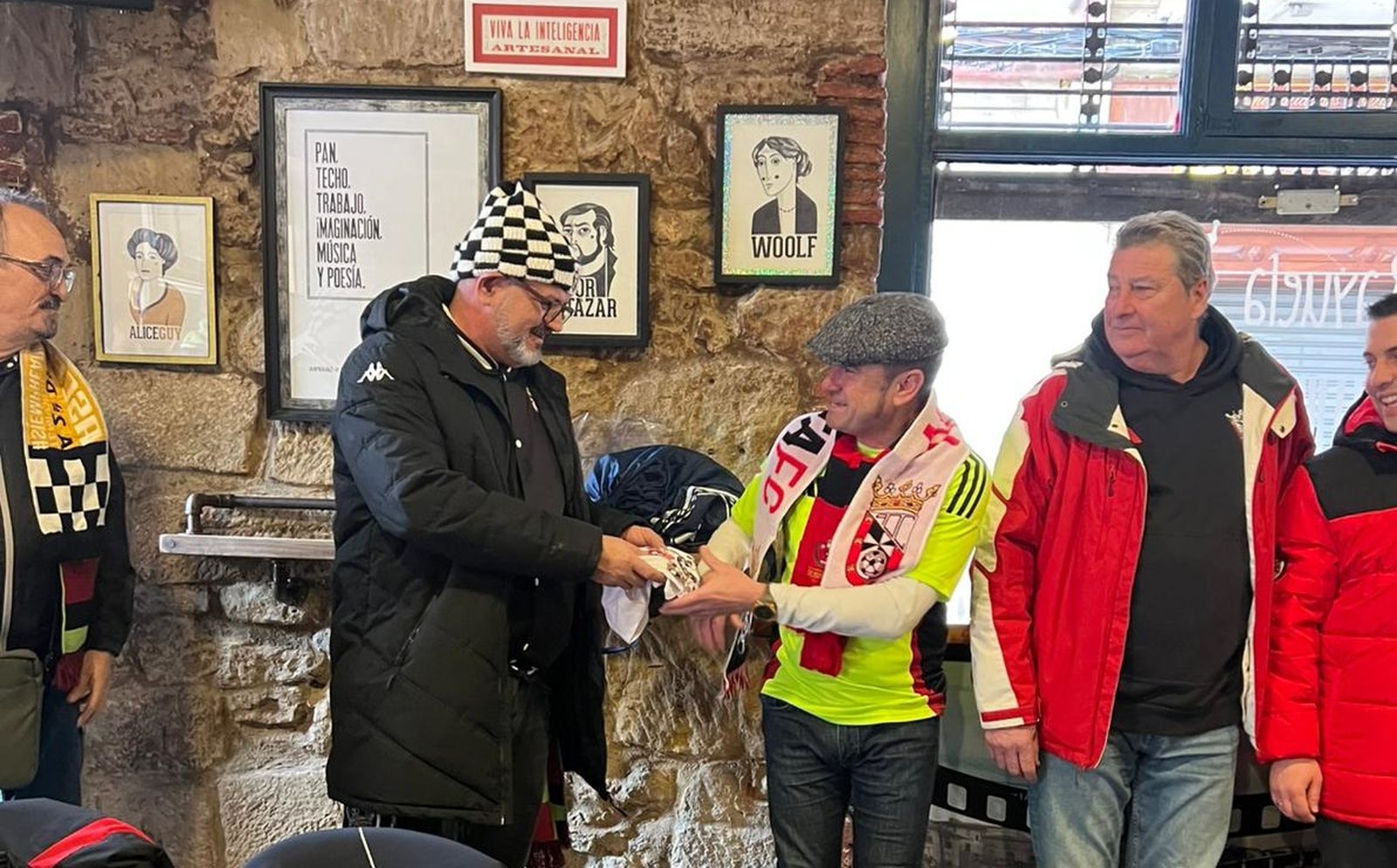 Hermanamiento de las aficiones del Ceuta y el Mirandés